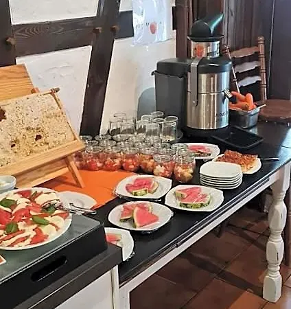Zur Guten Quelle Hotel 2*