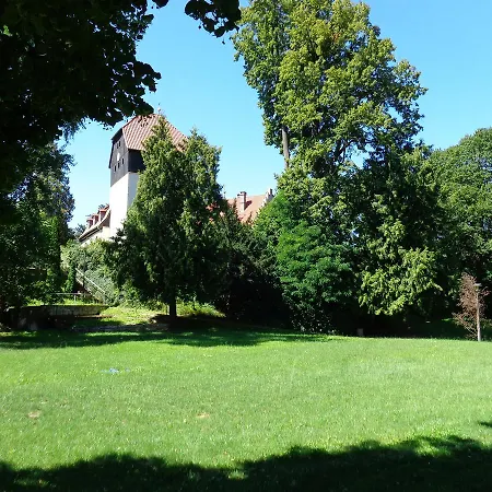 Hotel Zur Guten Quelle 2*