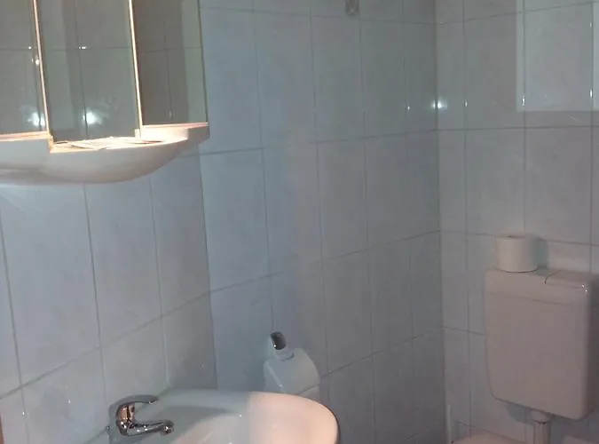 Zur Guten Quelle Otel